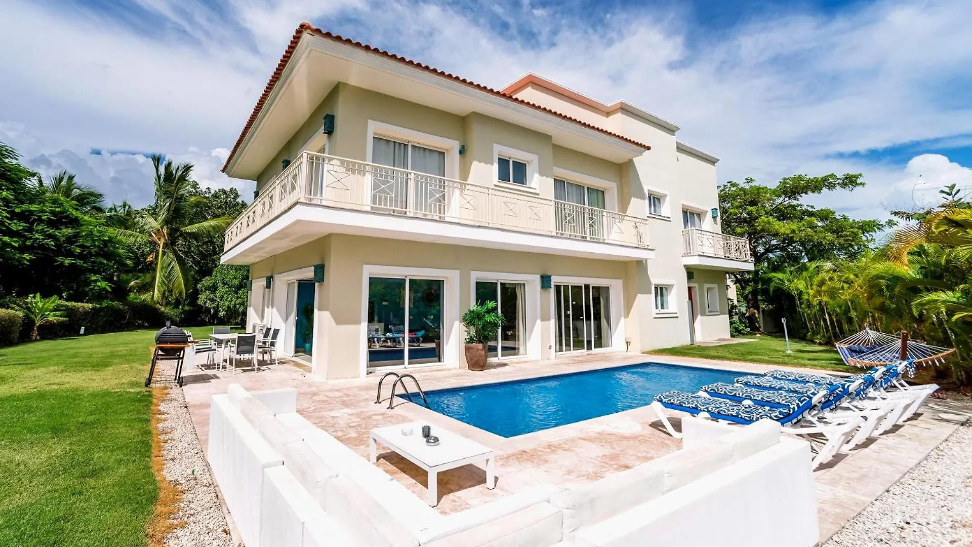 Luxury Private Villas With Pool, Private Beach, Bbq